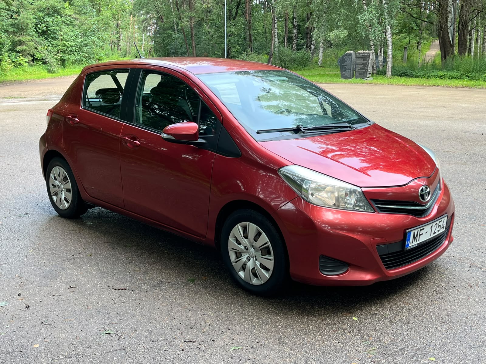 TOYOTA YARIS
