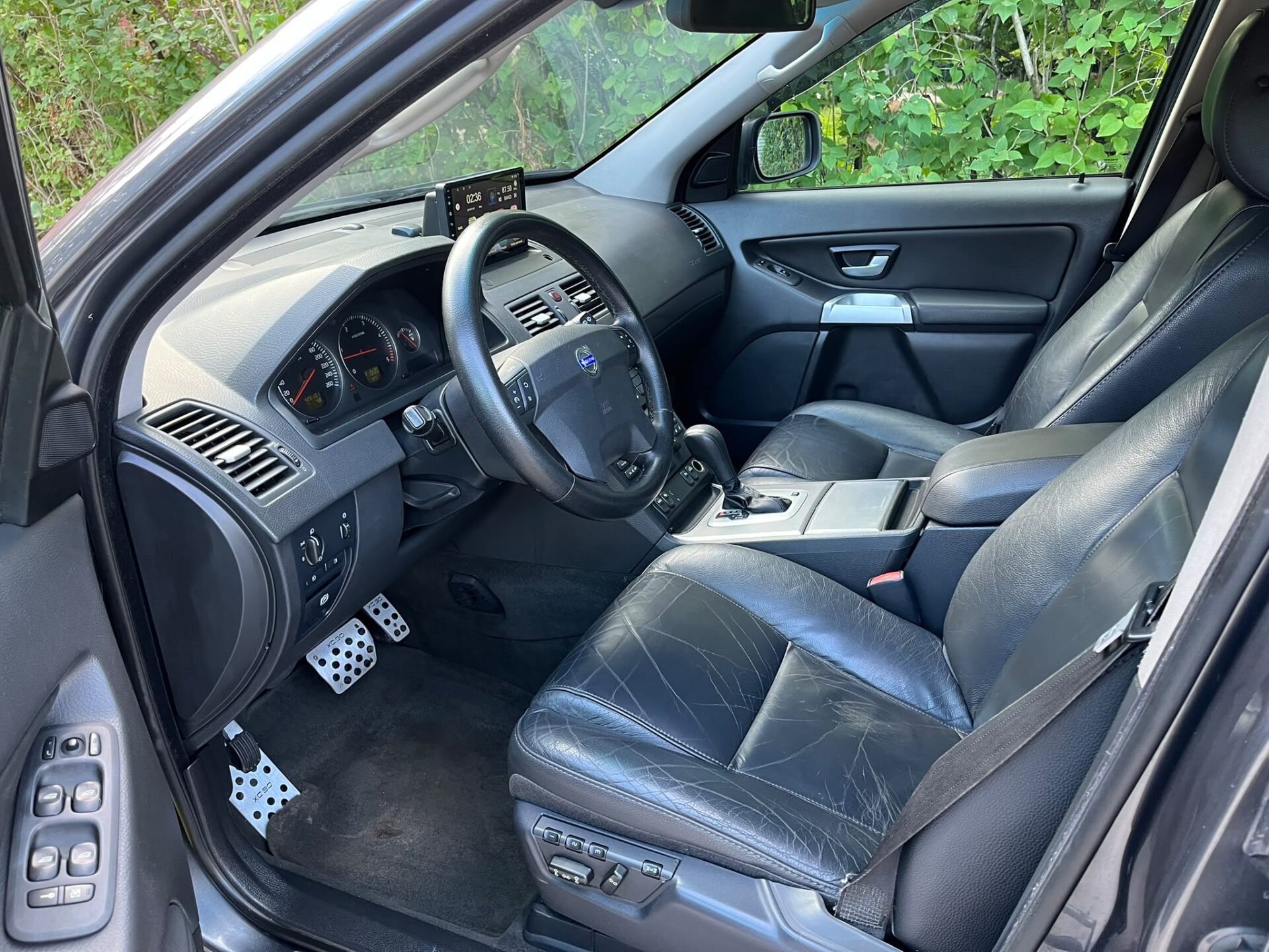 VOLVO XC90 7-VIETAS