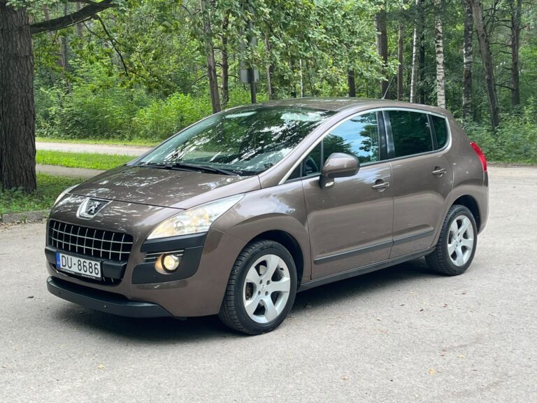 PEUGEOT 3008