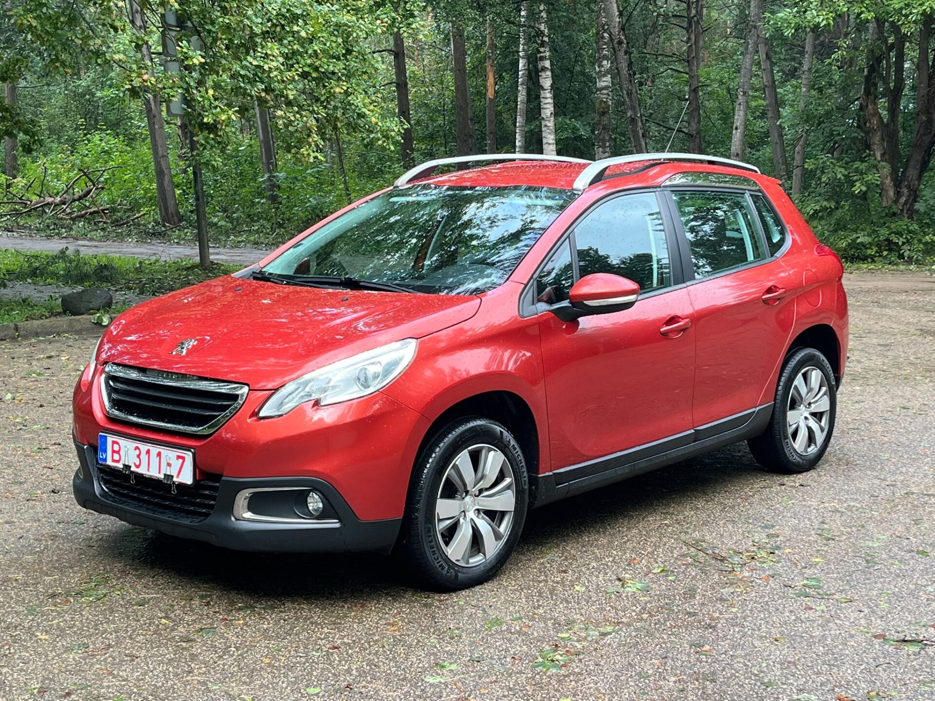 PEUGEOT 2008