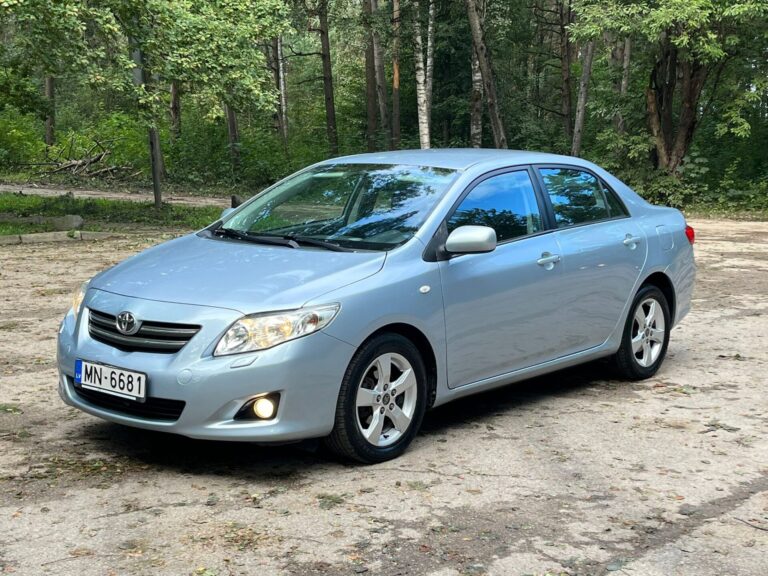 TOYOTA COROLLA