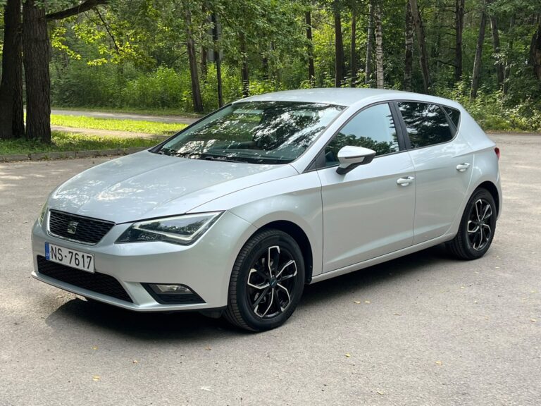 SEAT LEON