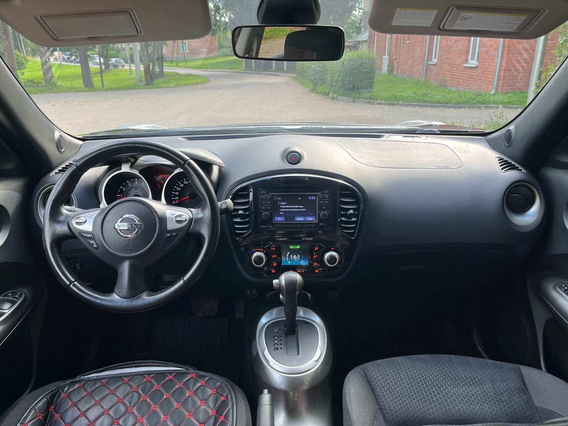 NISSAN JUKE