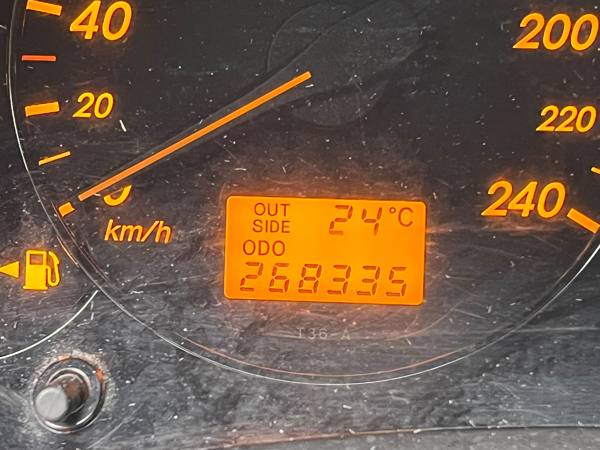 TOYOTA AVENSIS