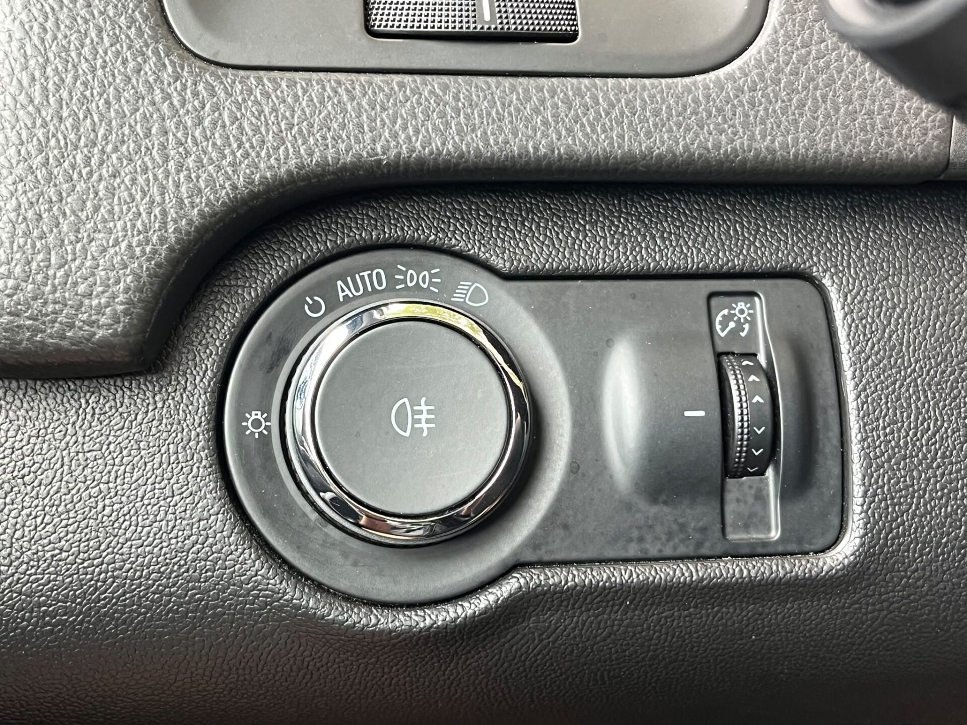 OPEL INSIGNIA SPORTS TOURER
