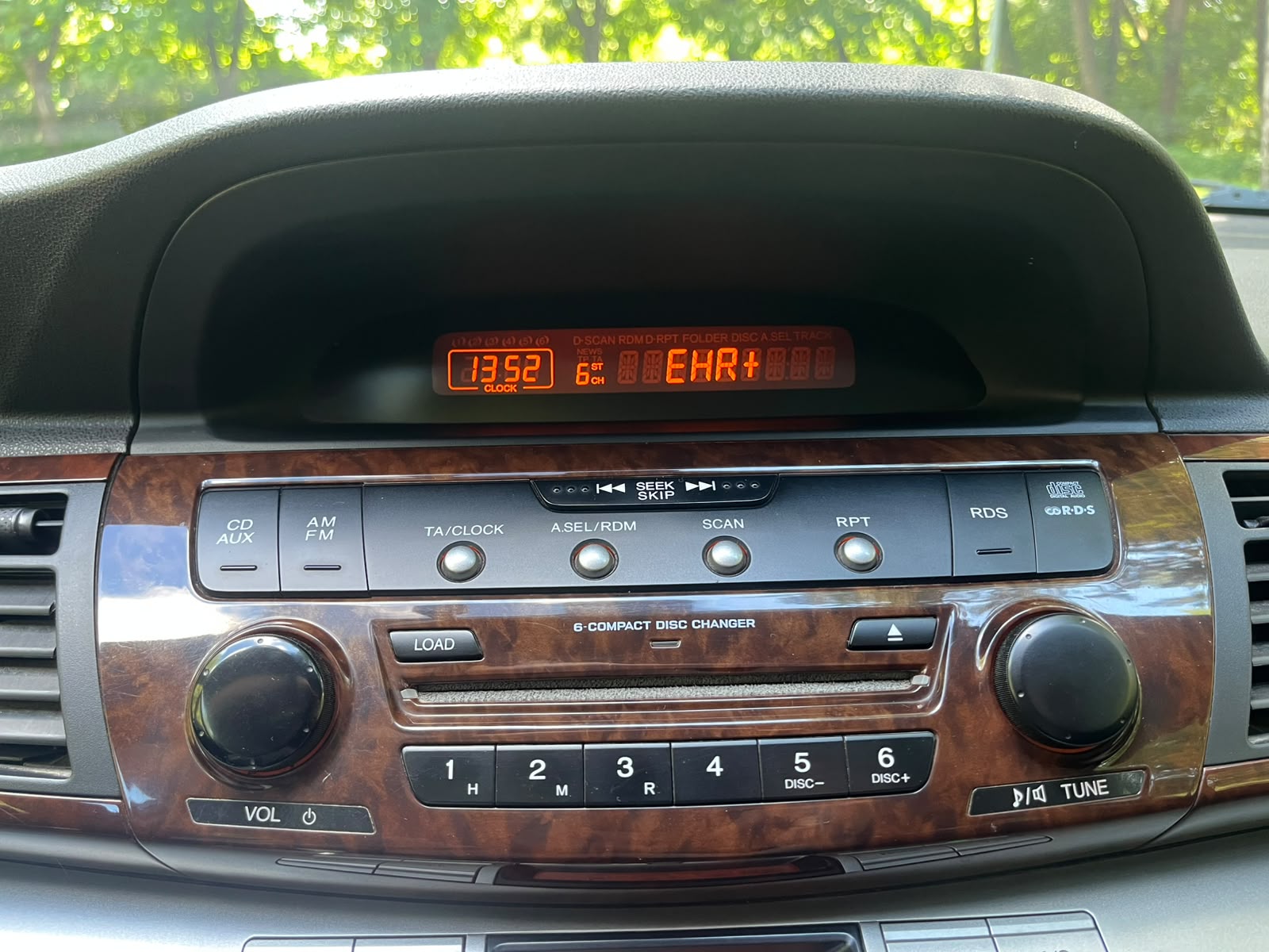 HONDA FR-V 6 VIETAS