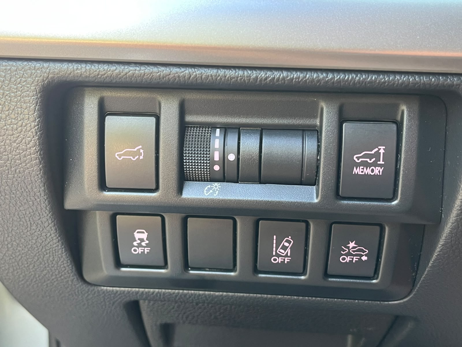 SUBARU LEGACY OUTBACK AWD