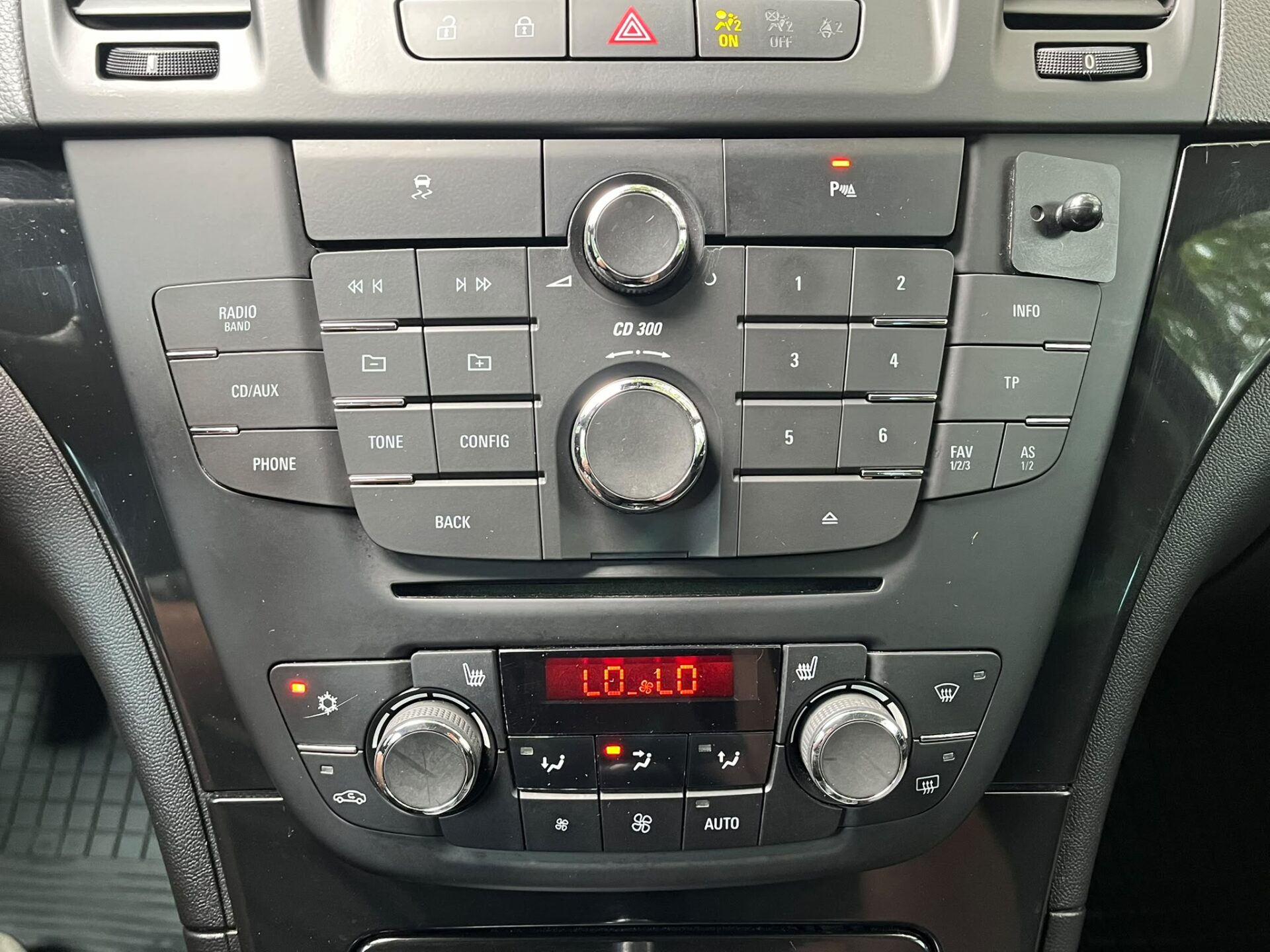 OPEL INSIGNIA SPORTS TOURER