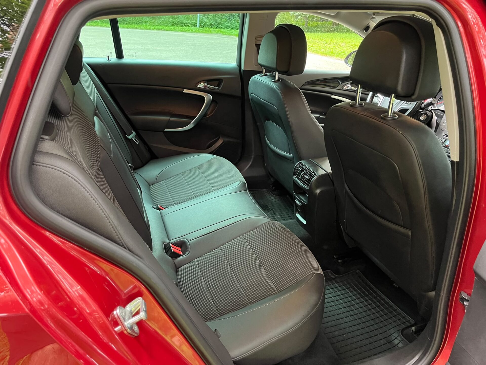 OPEL INSIGNIA SPORTS TOURER