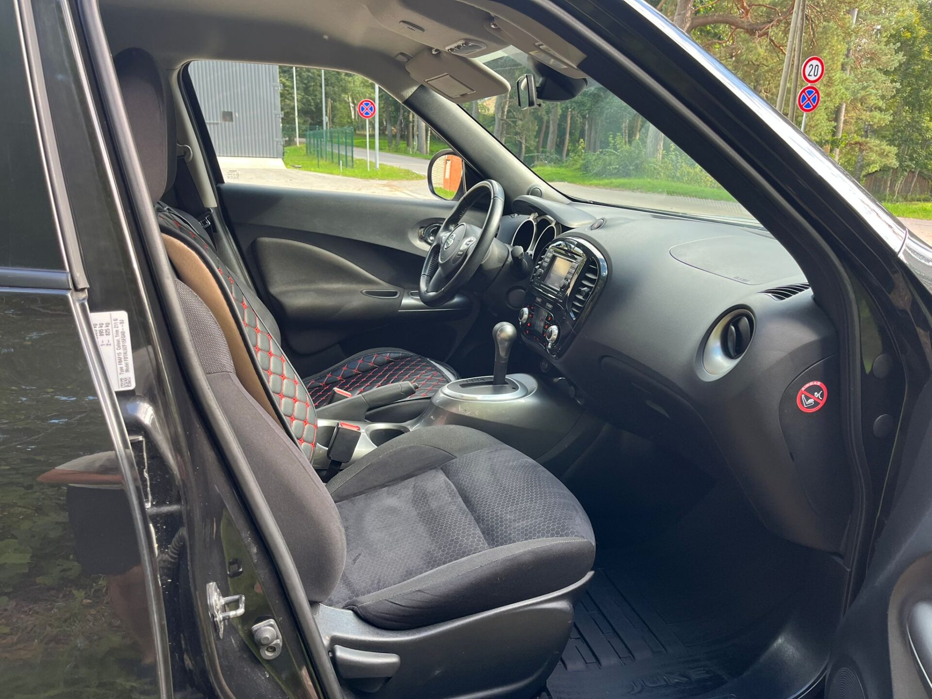 NISSAN JUKE