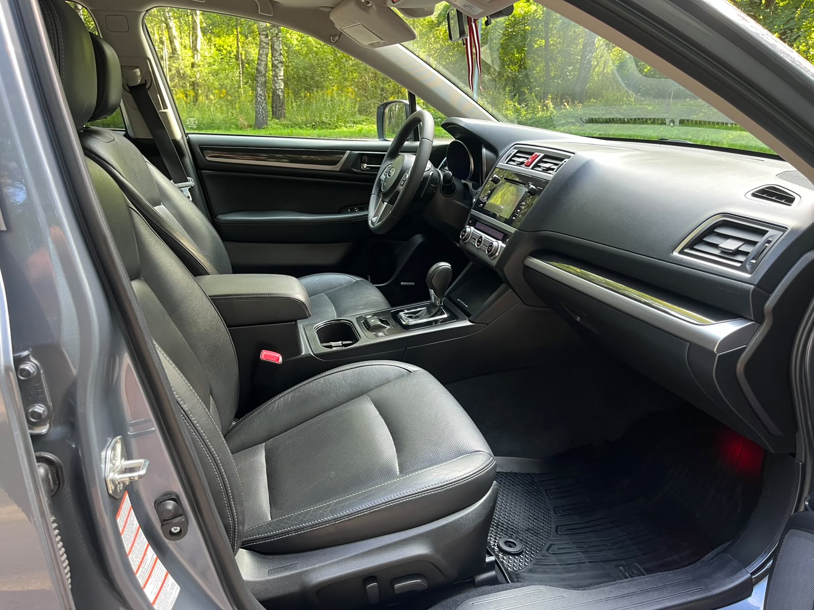 SUBARU LEGACY OUTBACK AWD