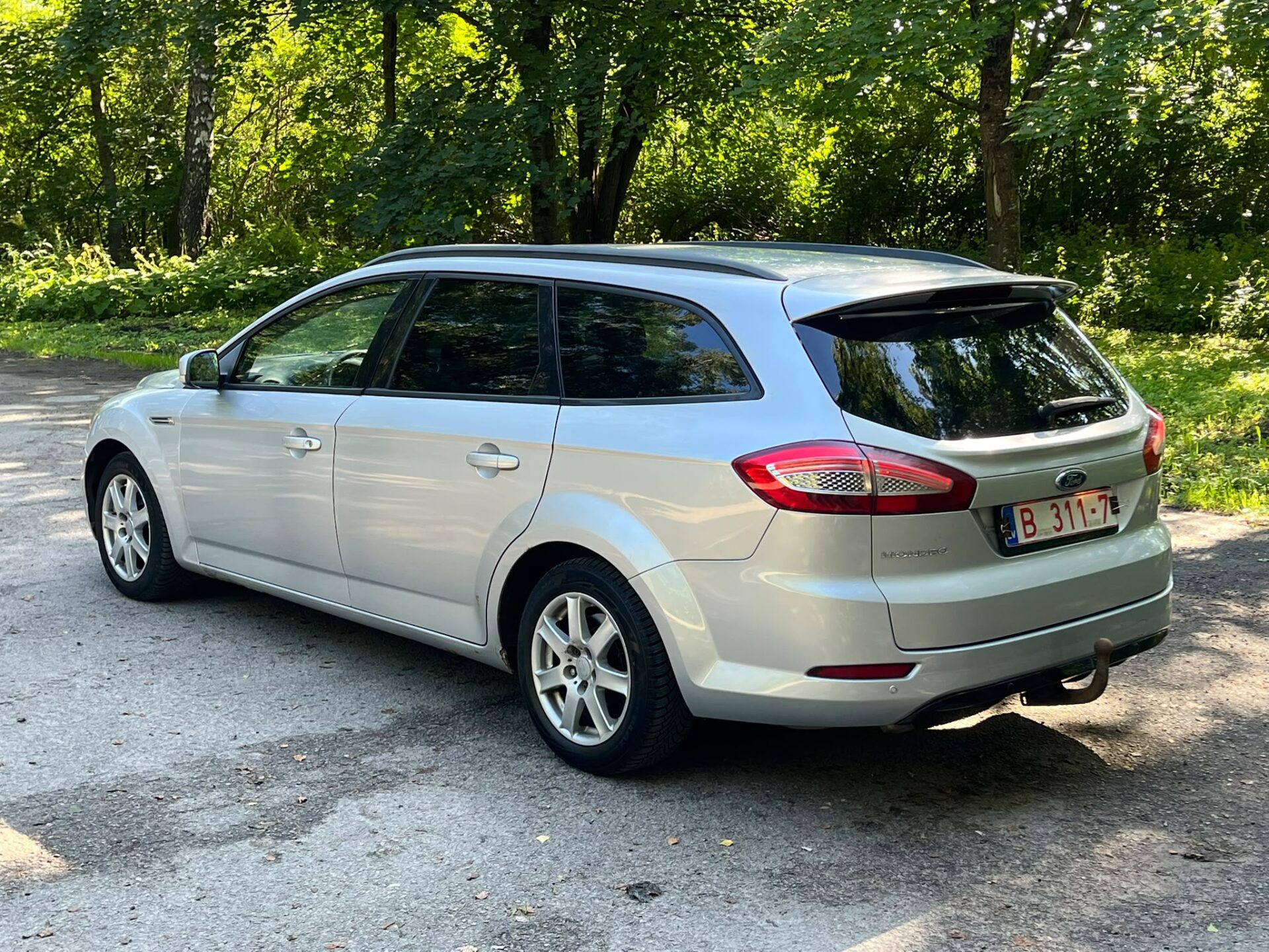 FORD MONDEO