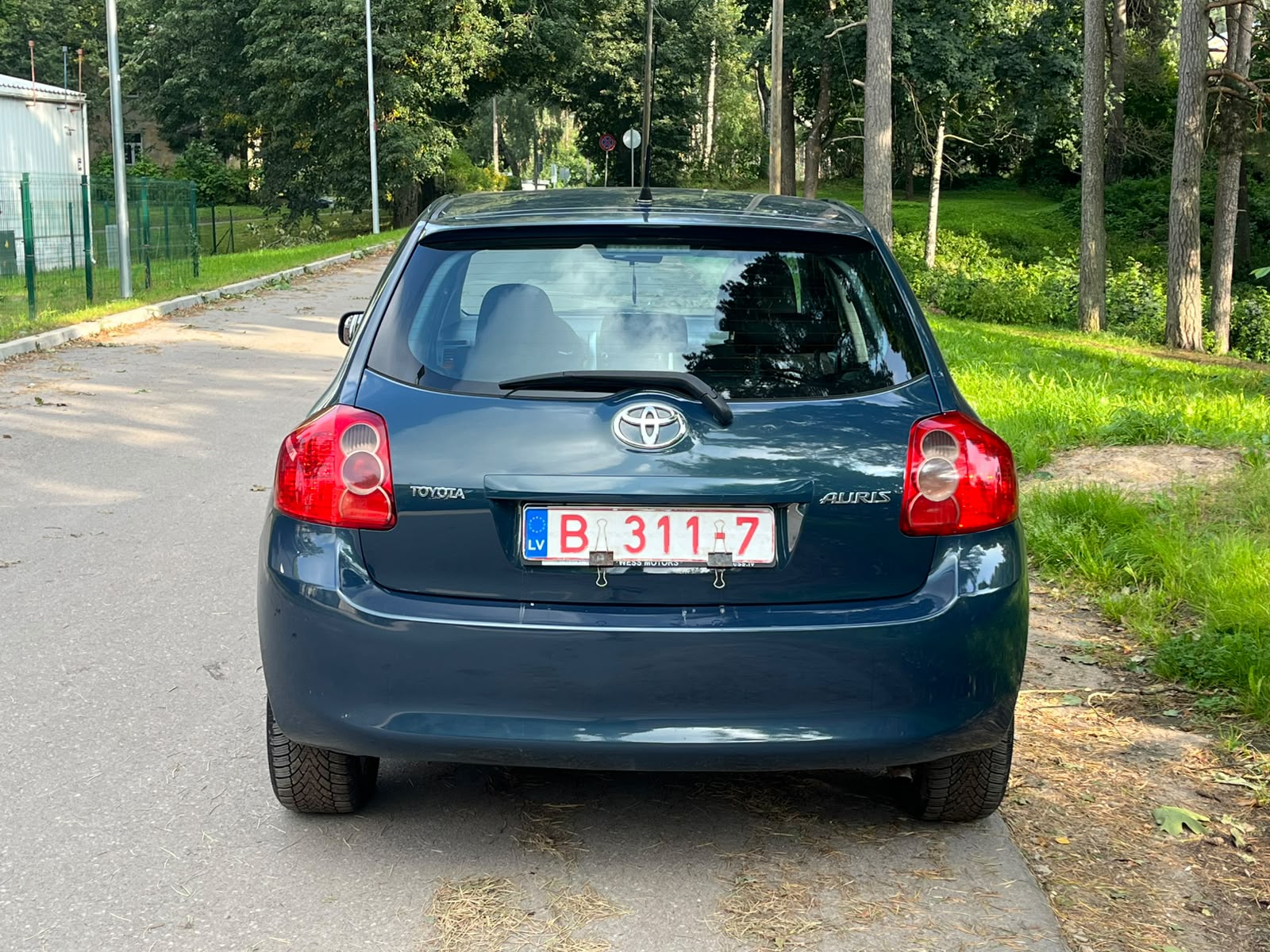 TOYOTA AURIS