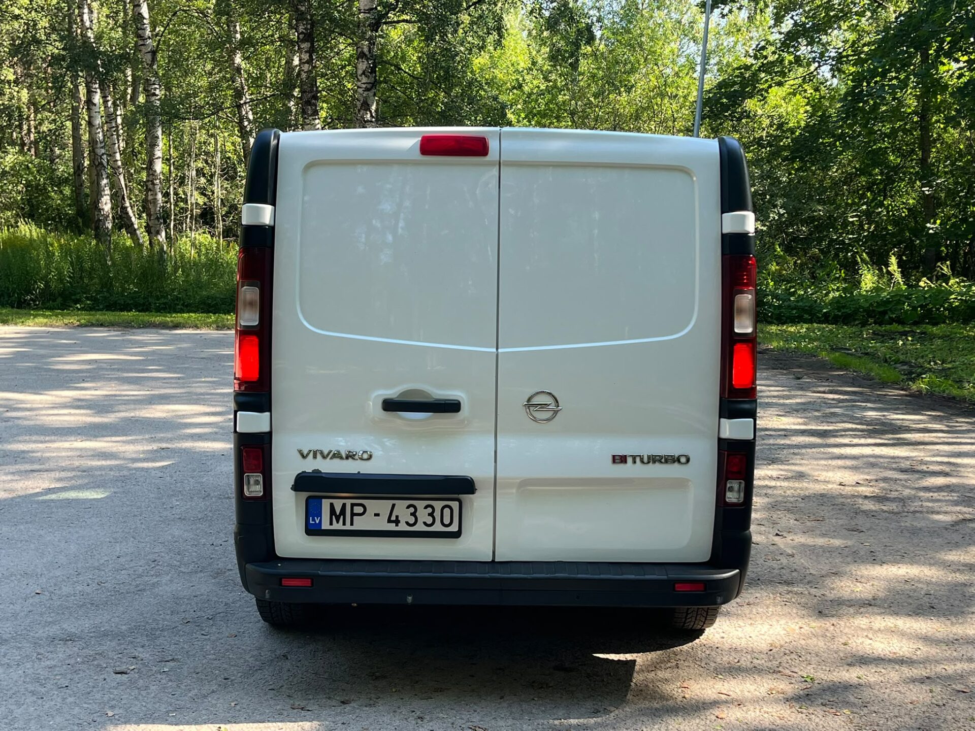 OPEL VIVARO-KRAVAS