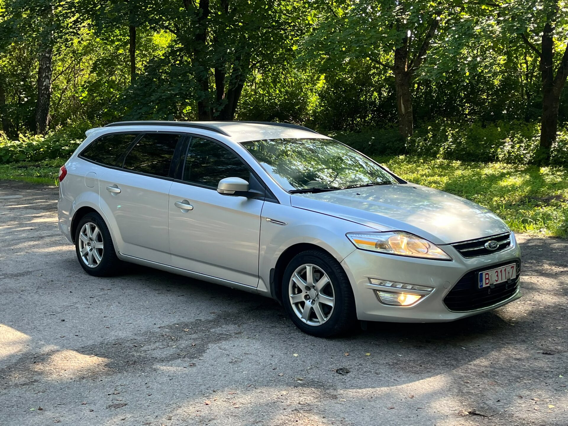 FORD MONDEO