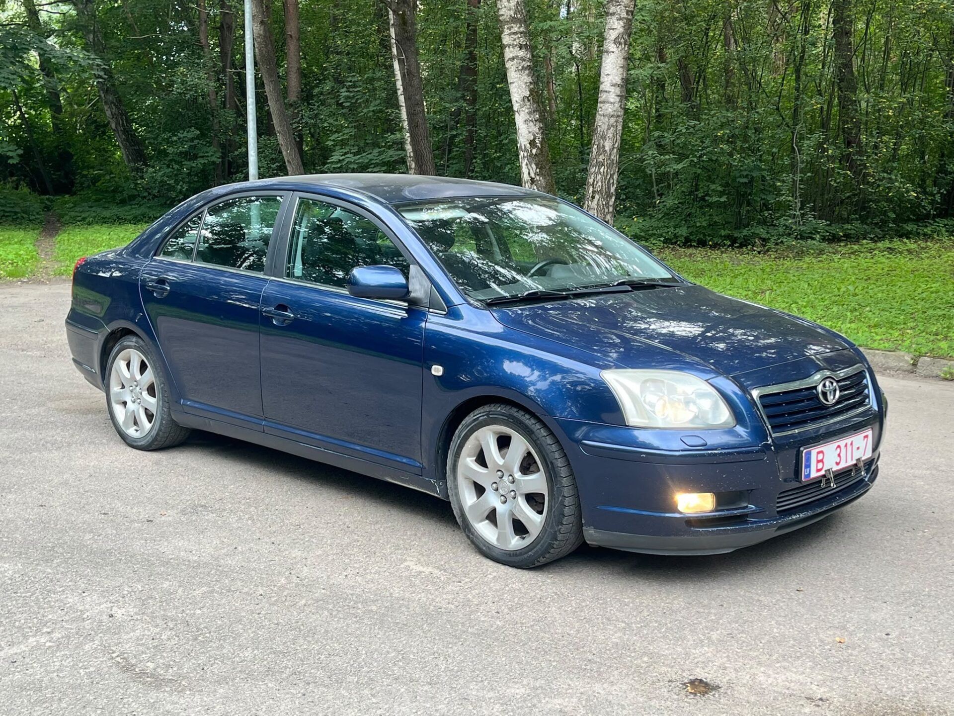 TOYOTA AVENSIS