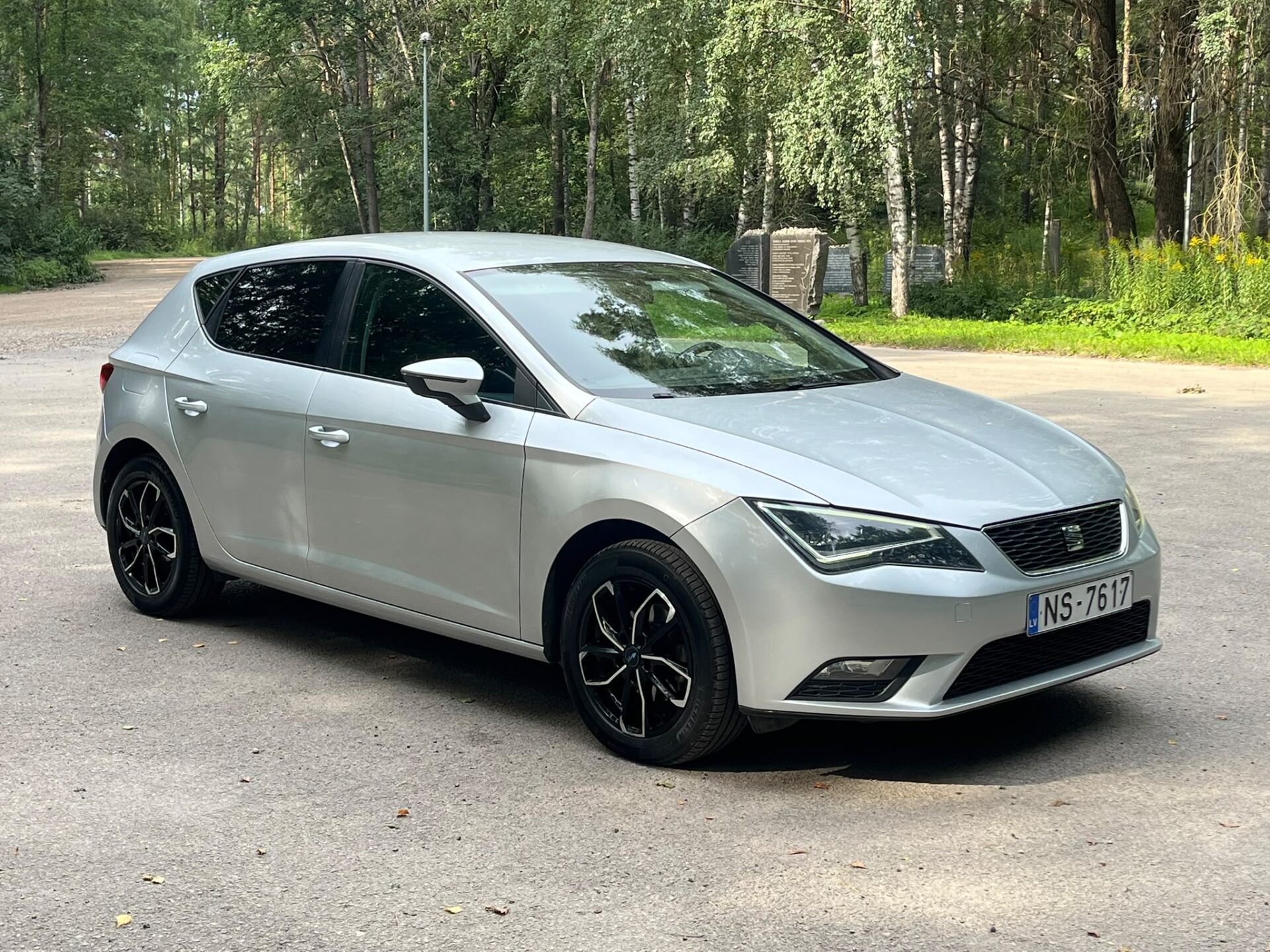 SEAT LEON