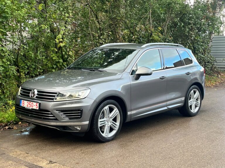 VW TOUAREG R-LINE