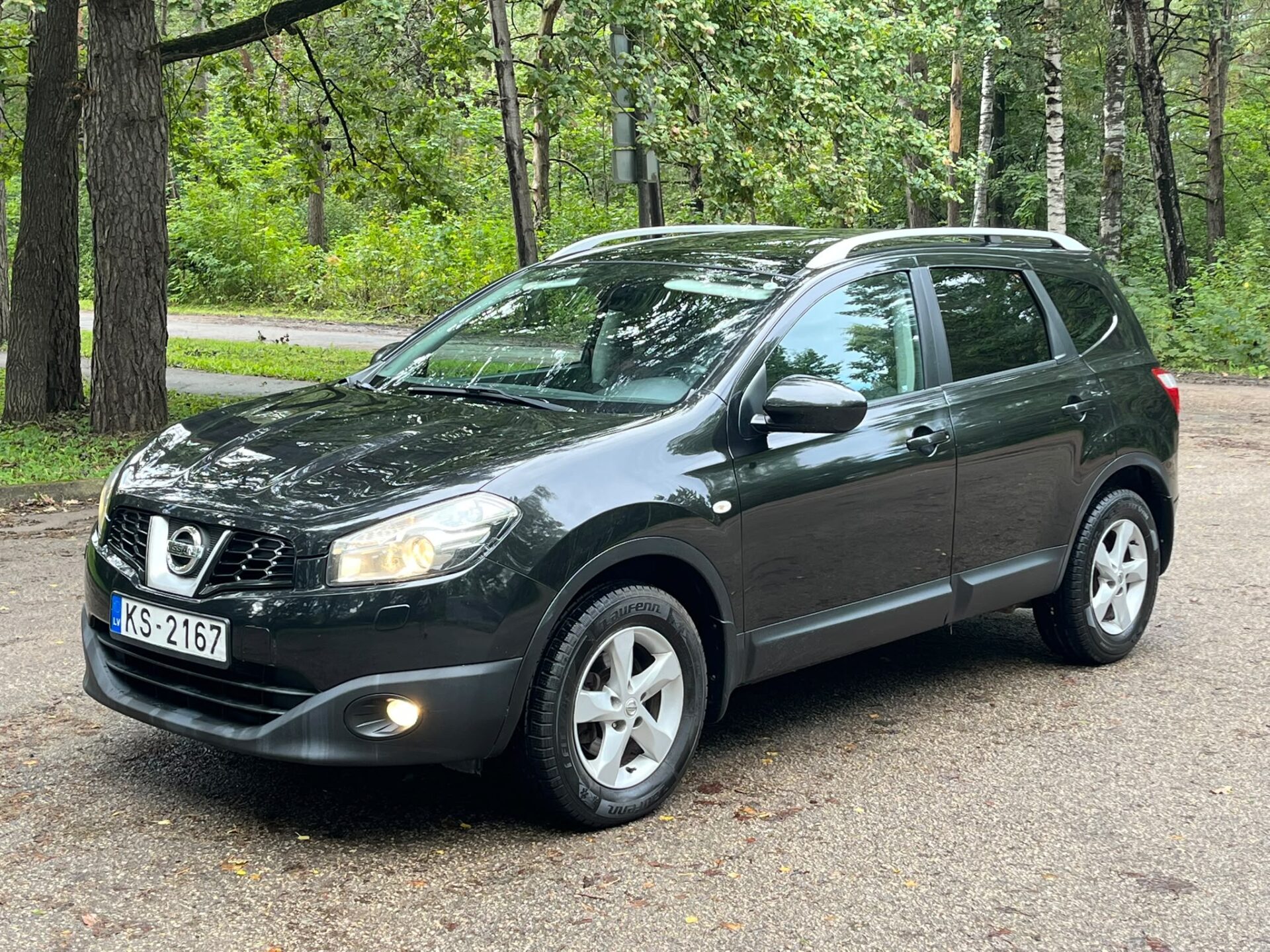 Nissan Qashqai+2 7-VIETAS