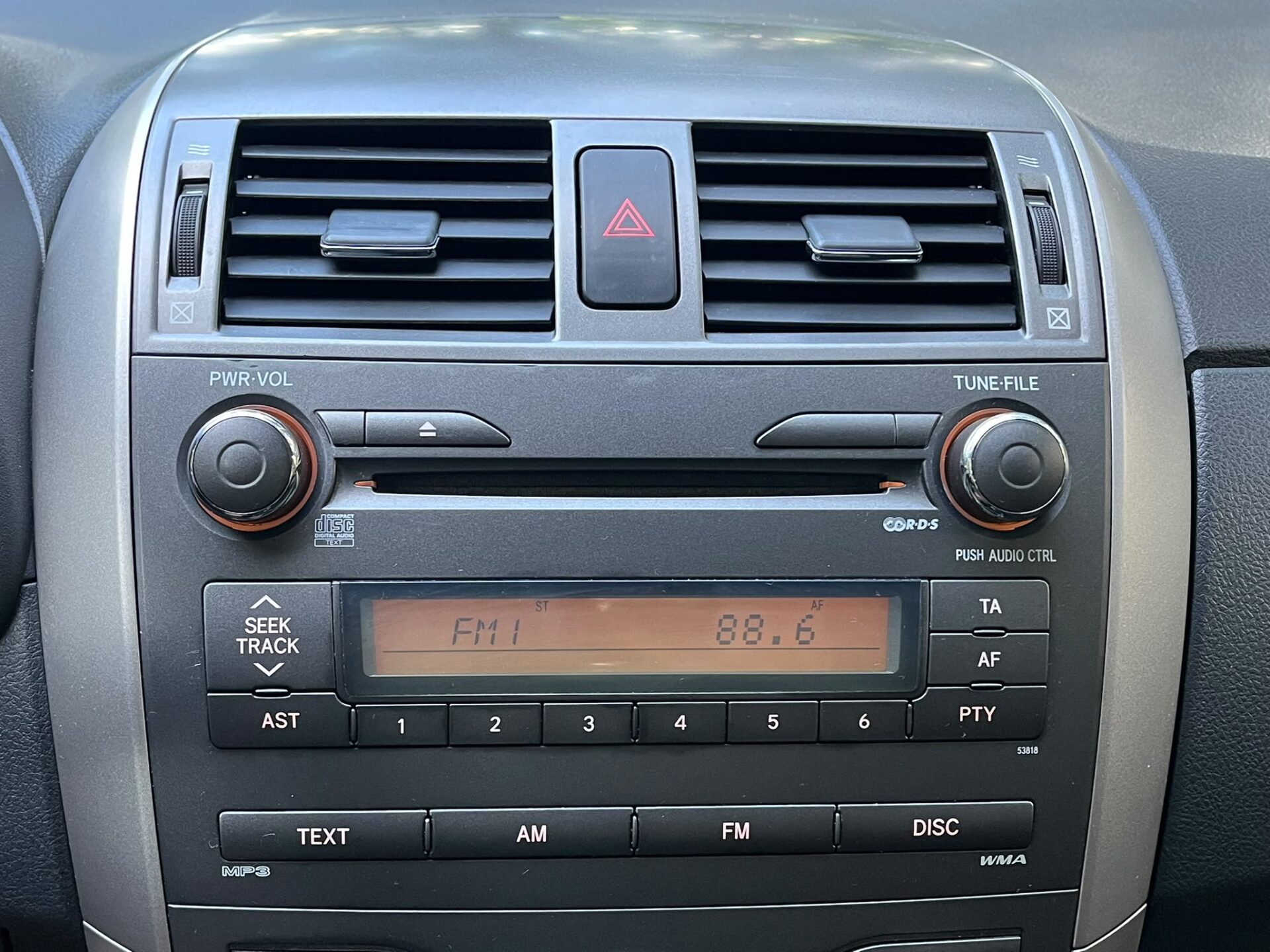 TOYOTA COROLLA