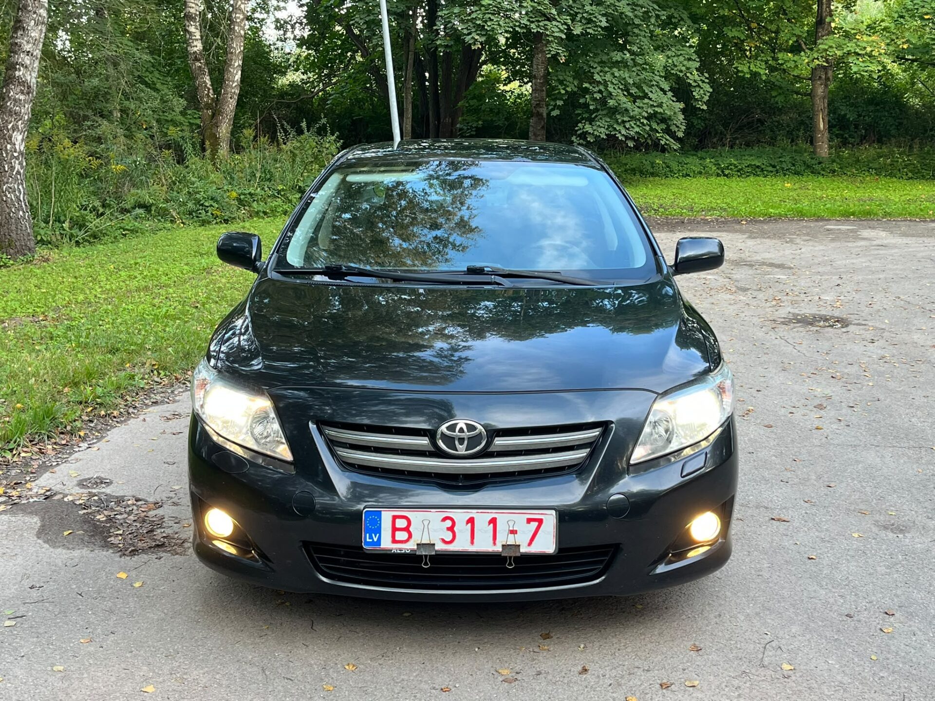 TOYOTA COROLLA