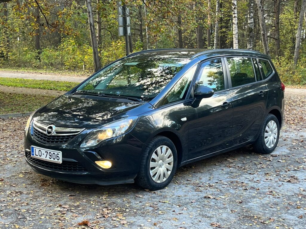 OPEL ZAFIRA TOURER 7-VIETAS