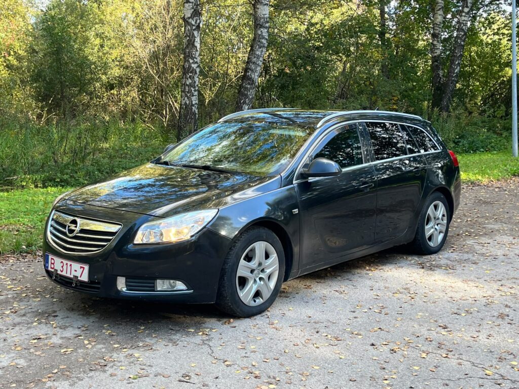 OPEL INSIGNIA SPORTS TOURER