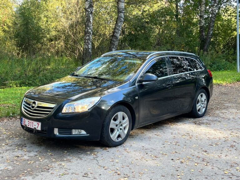 OPEL INSIGNIA SPORTS TOURER