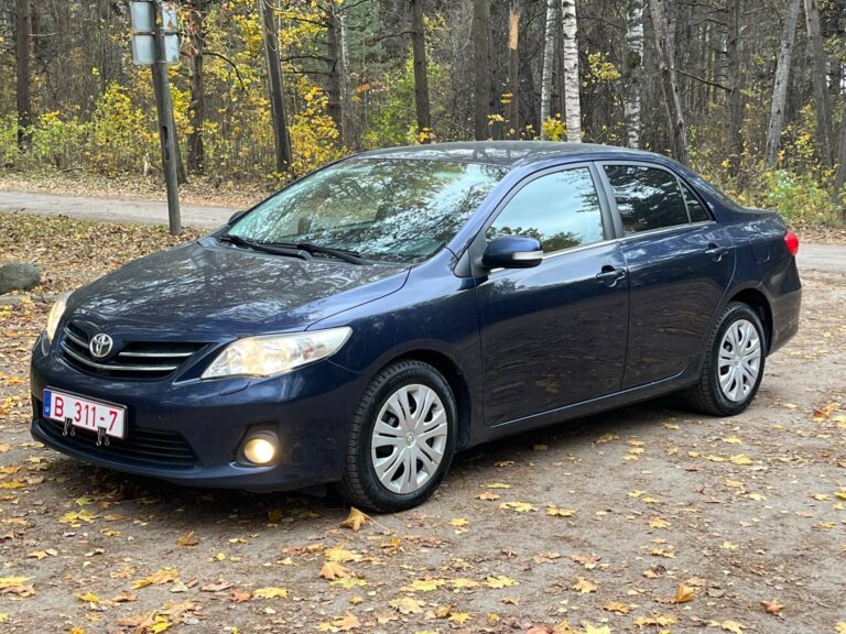 TOYOTA COROLLA