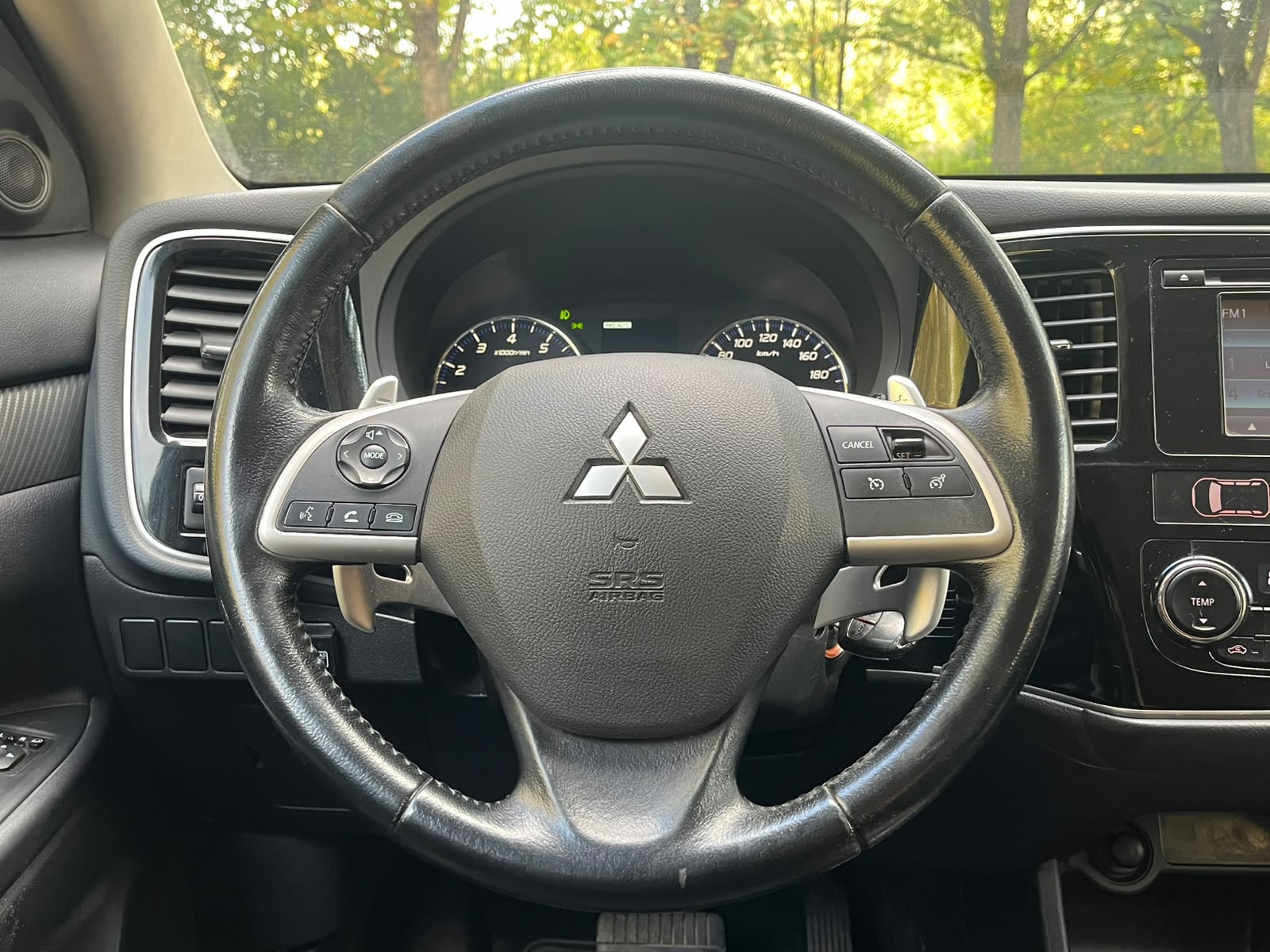 MITSUBISHI OUTLANDER 4WD