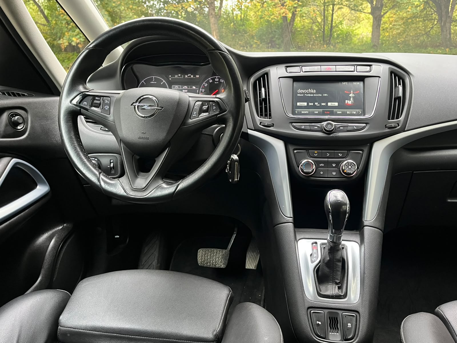 OPEL ZAFIRA TOURER 7-VIETAS