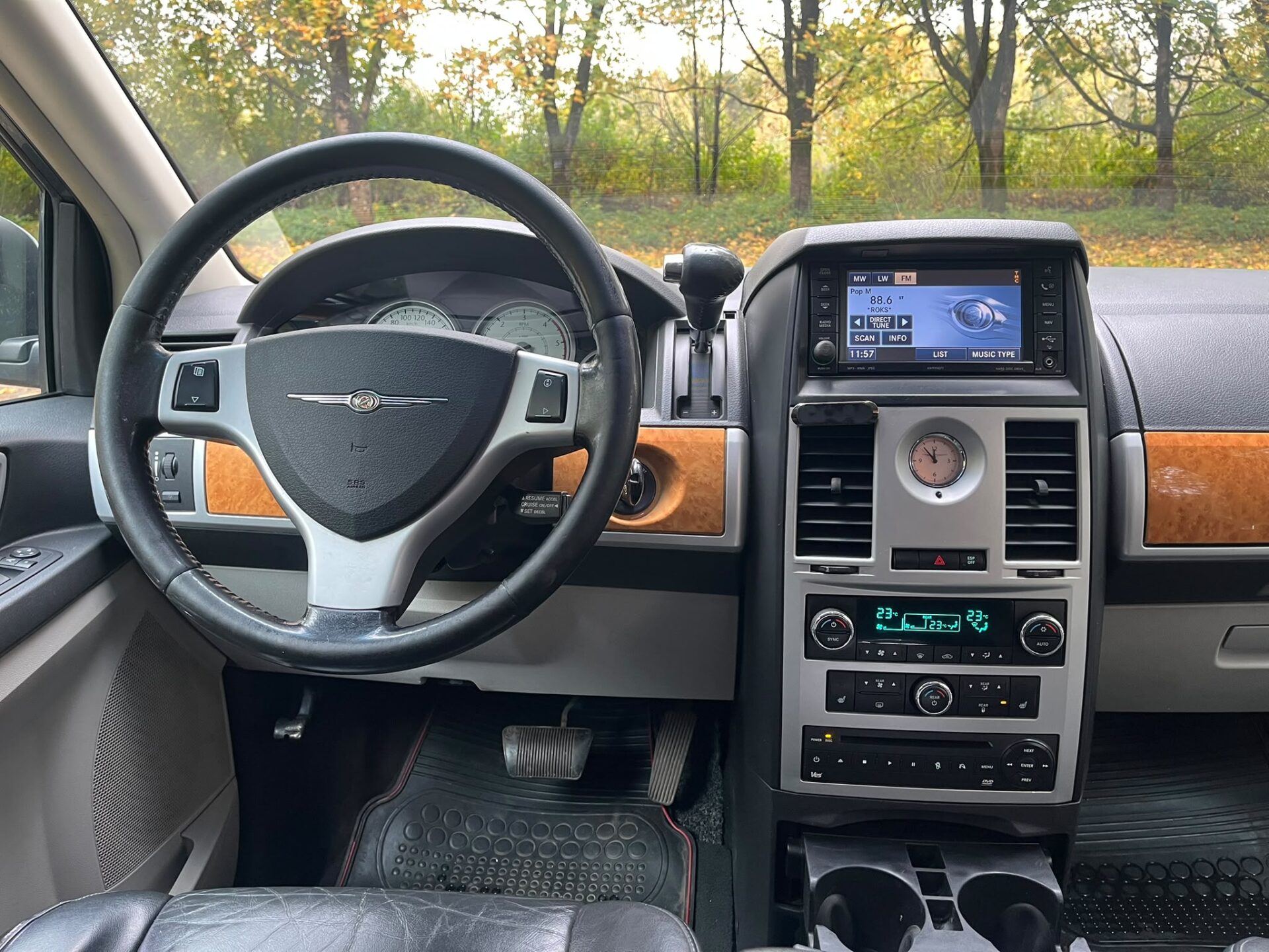 CHRYSLER GRAND VOYAGER STOW&GO