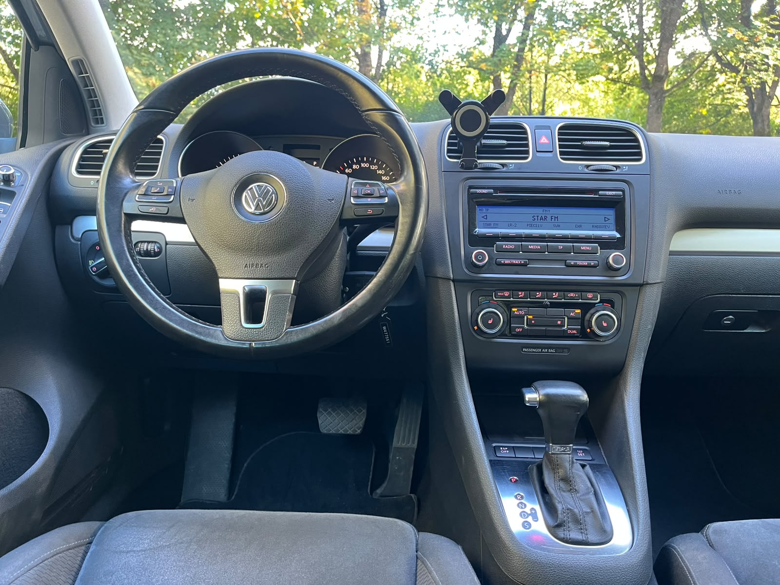 VW GOLF