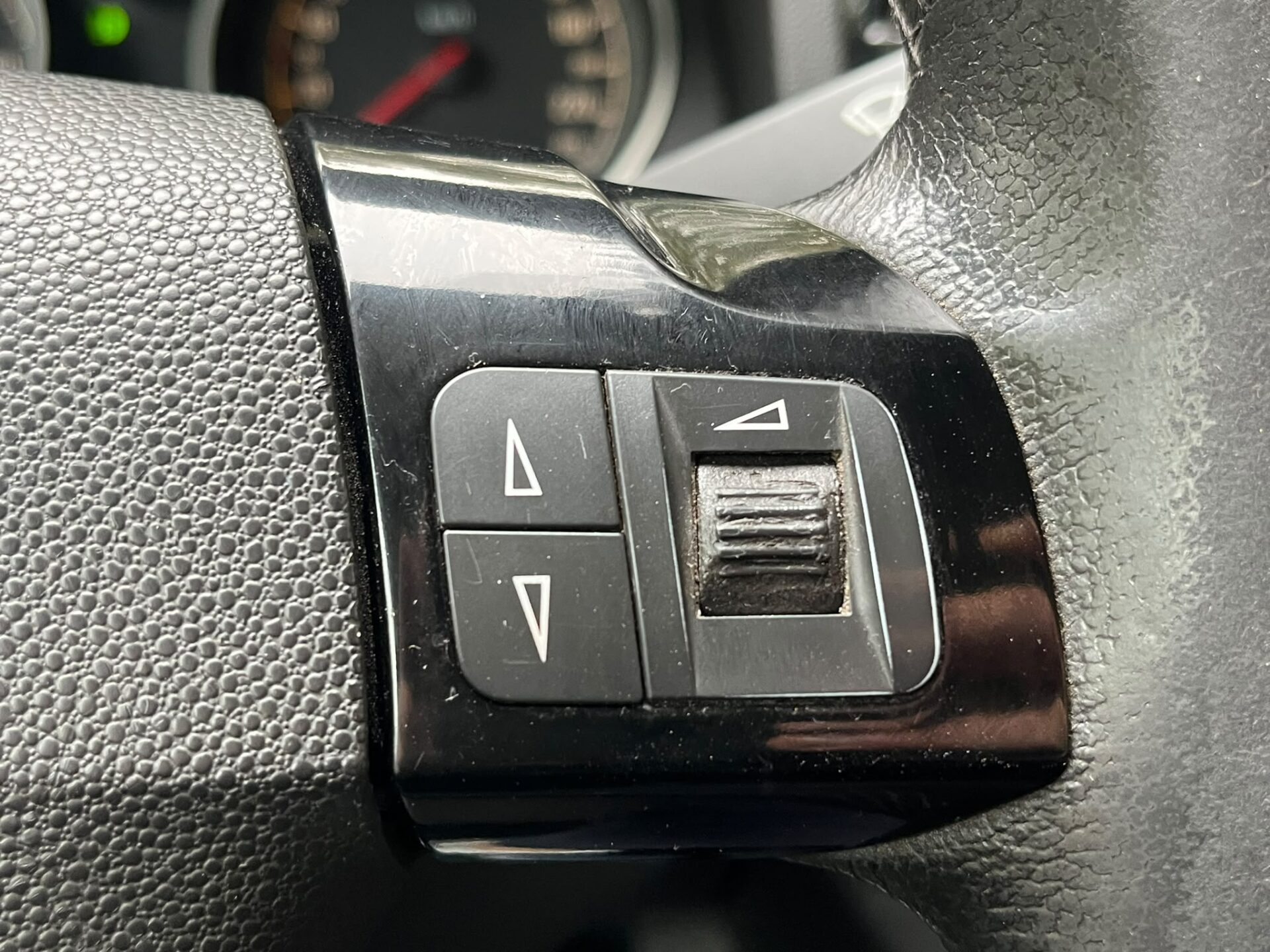 OPEL ZAFIRA 7-VIETAS