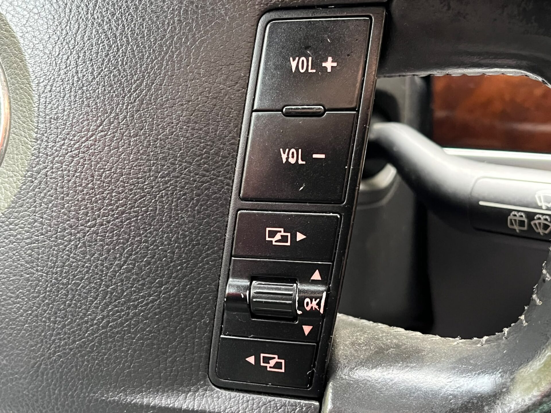 VW TOUAREG