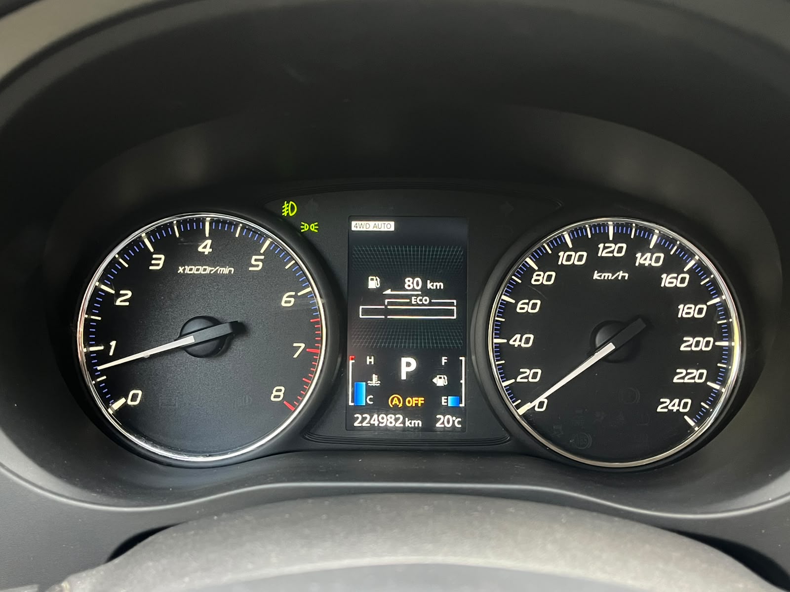 MITSUBISHI OUTLANDER 4WD