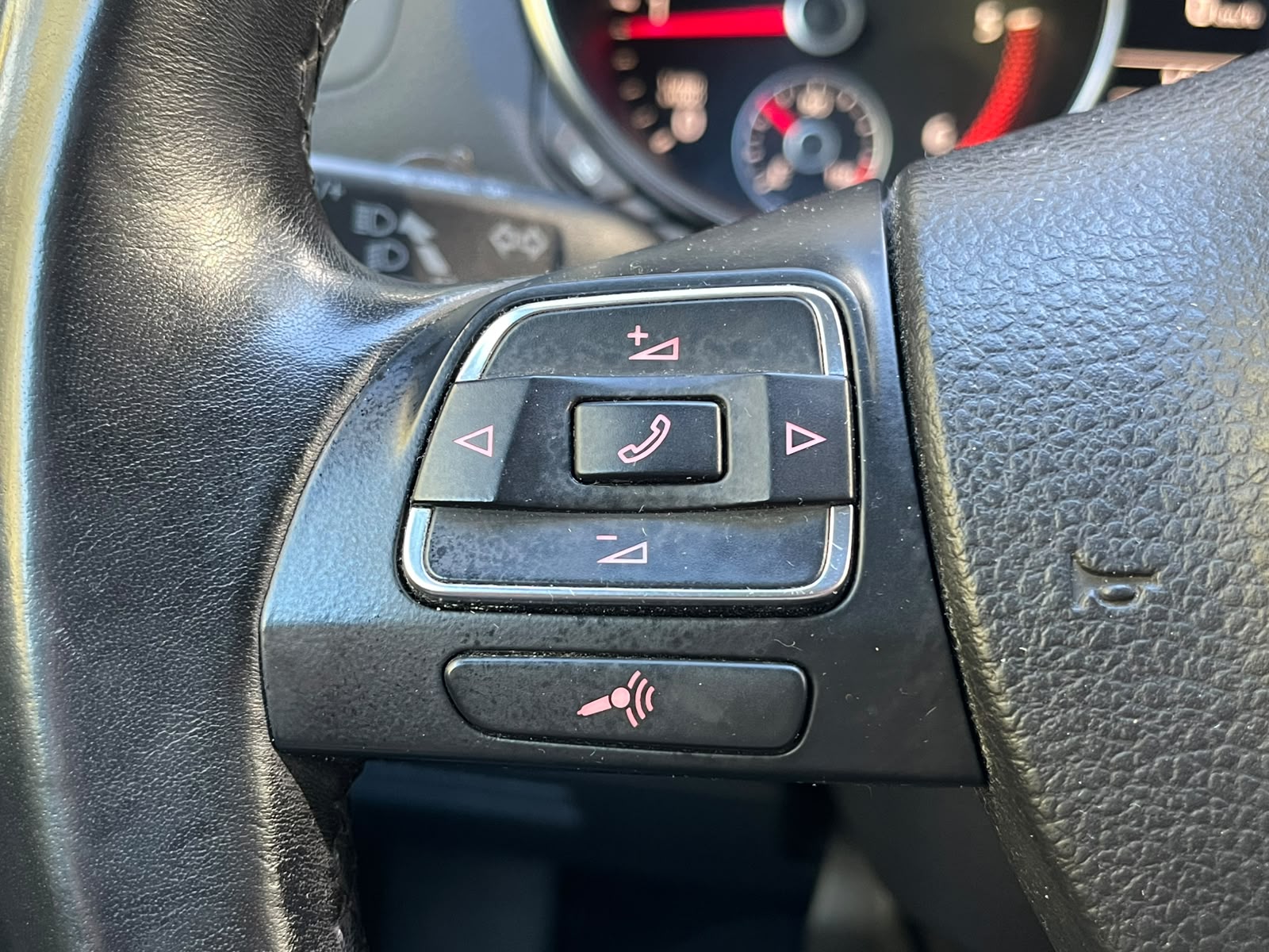 VW GOLF