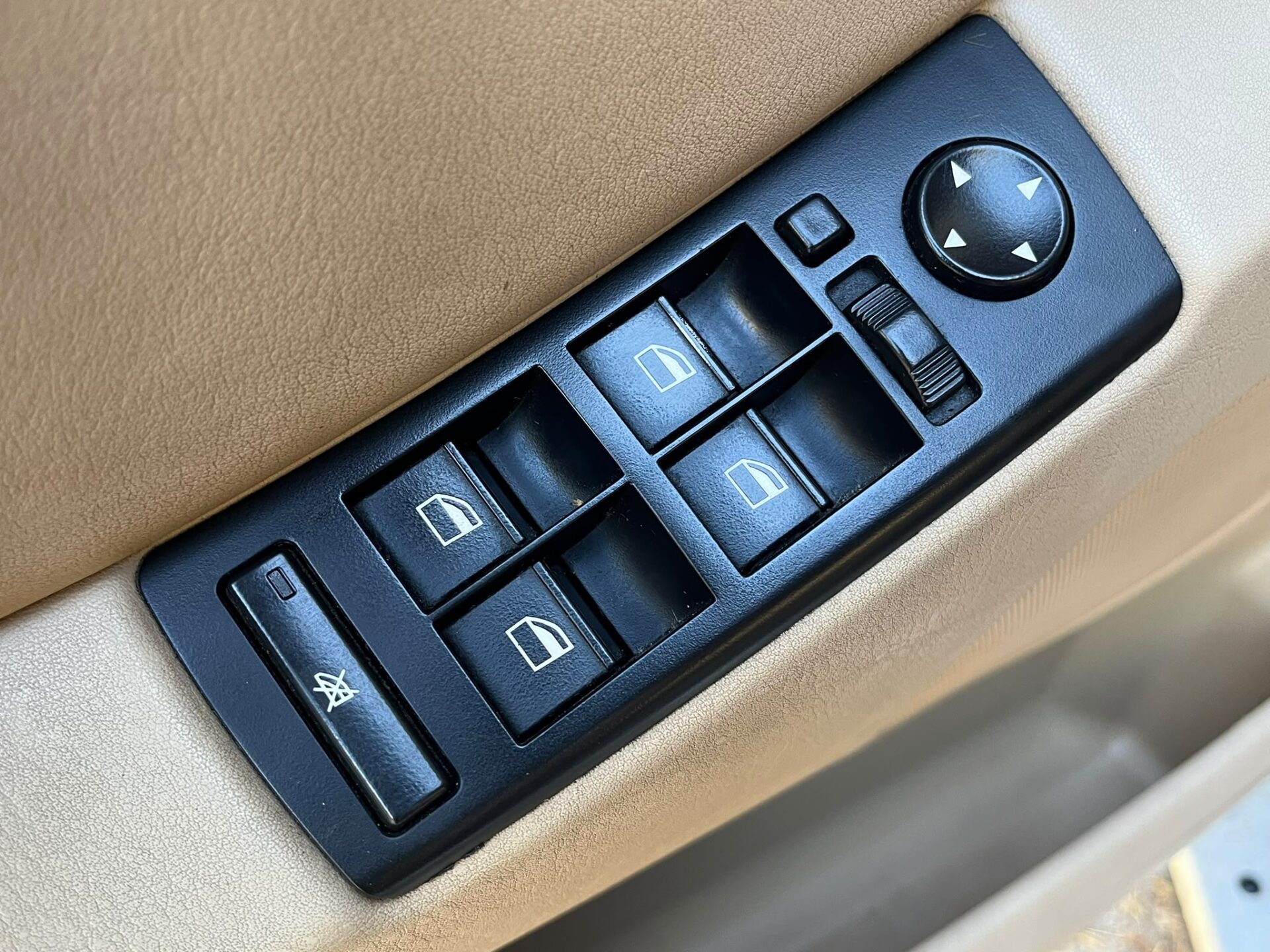 BMW X5(E53)