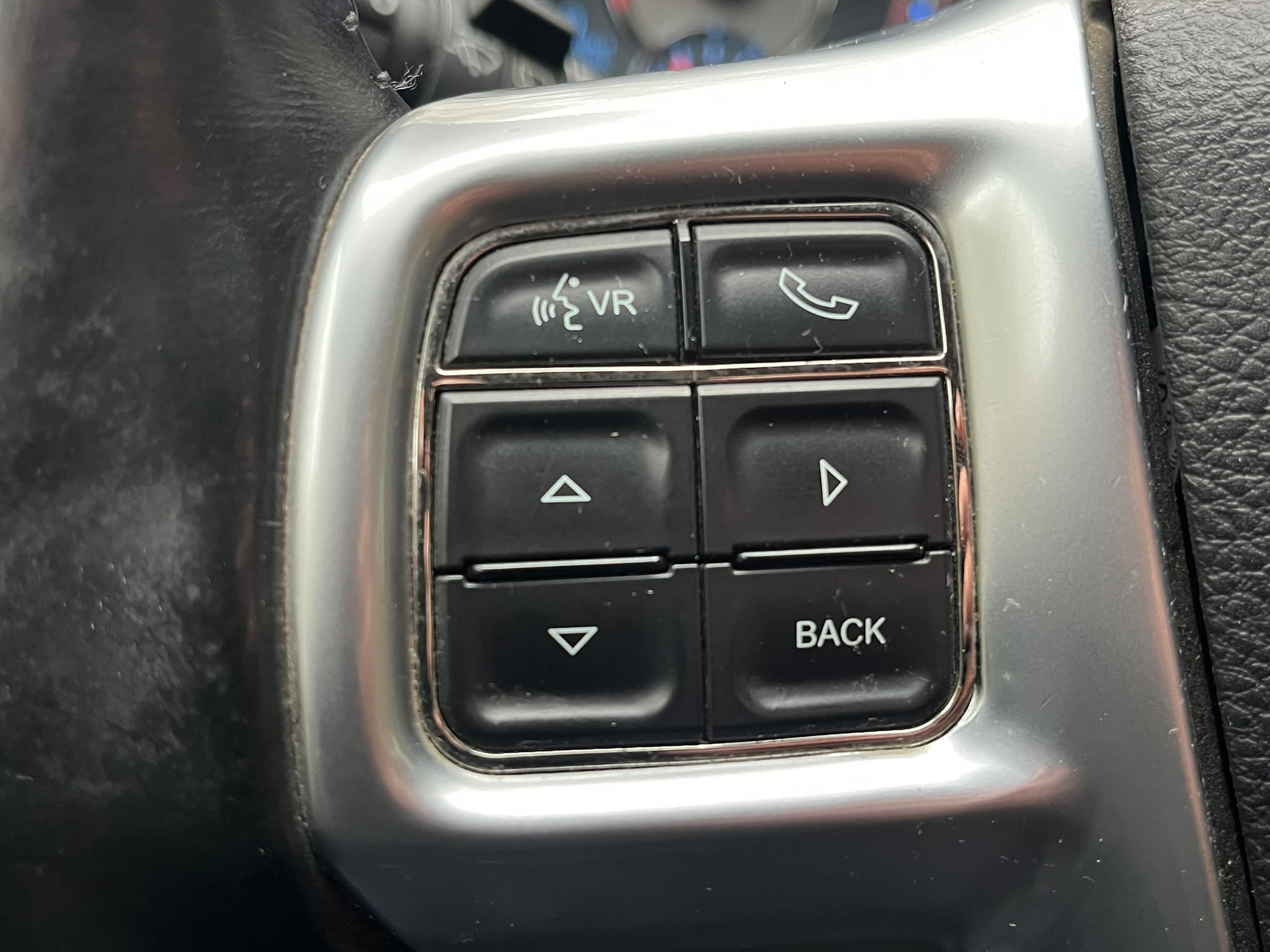 LANCIA VOYAGER 7-VIETAS