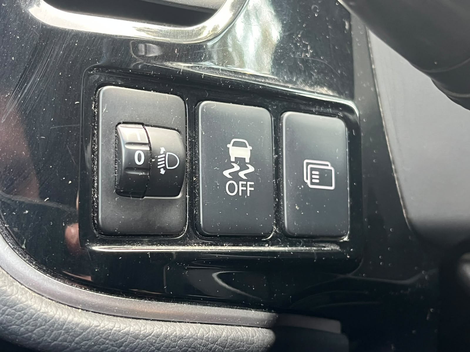 MITSUBISHI OUTLANDER 4WD