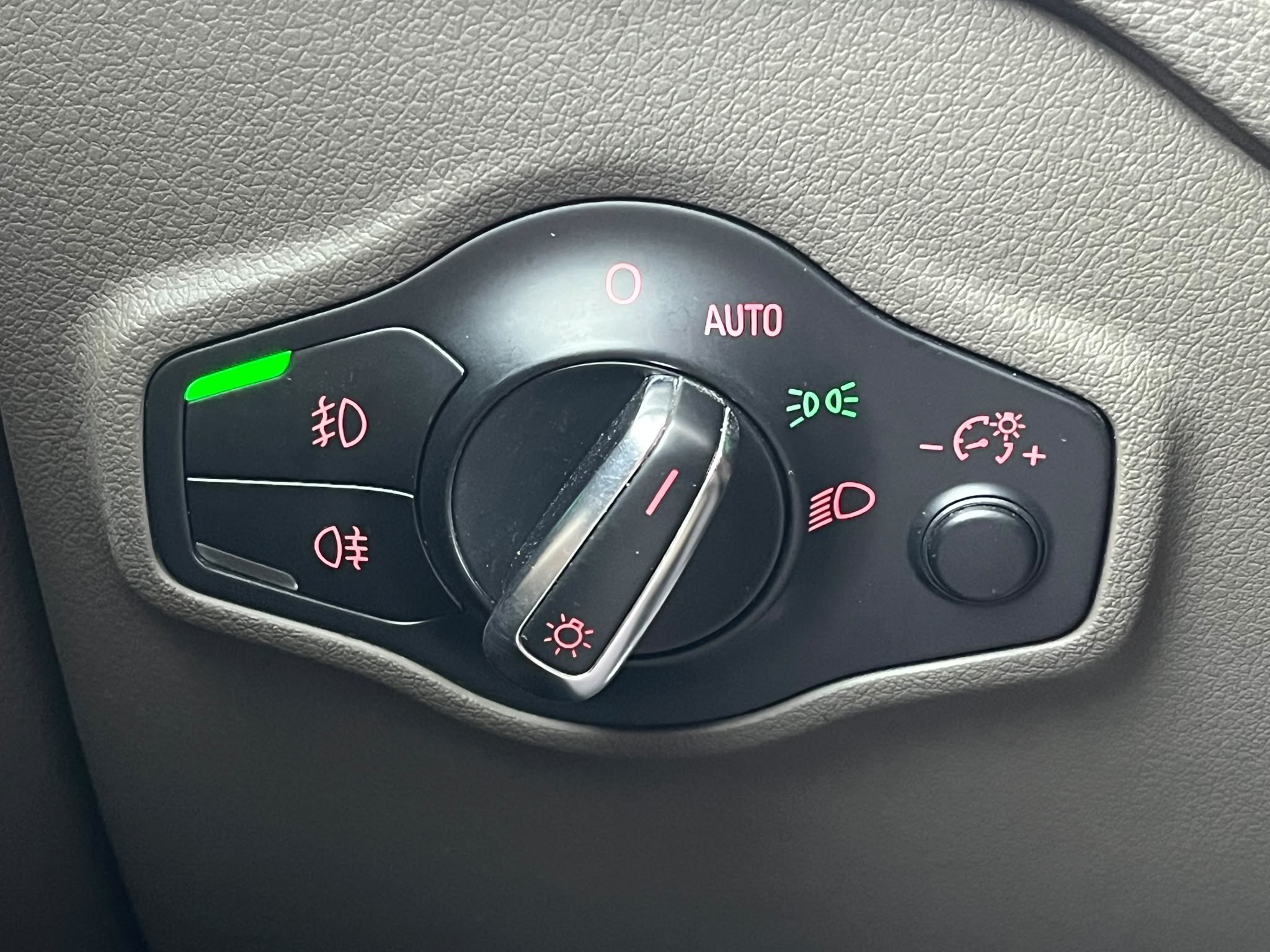 AUDI Q5 QUATTRO