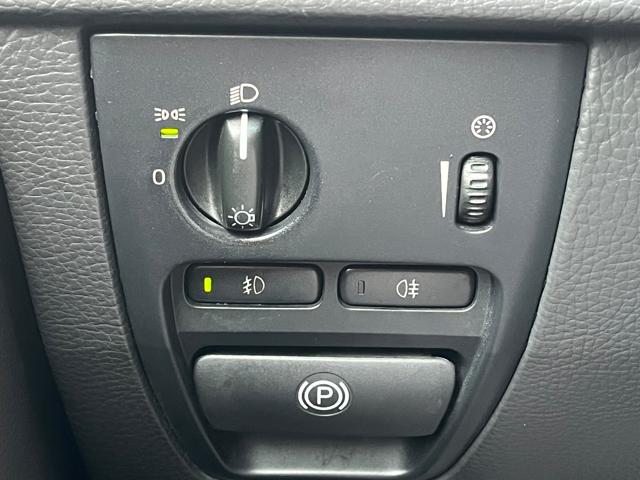 VOLVO XC90 AWD