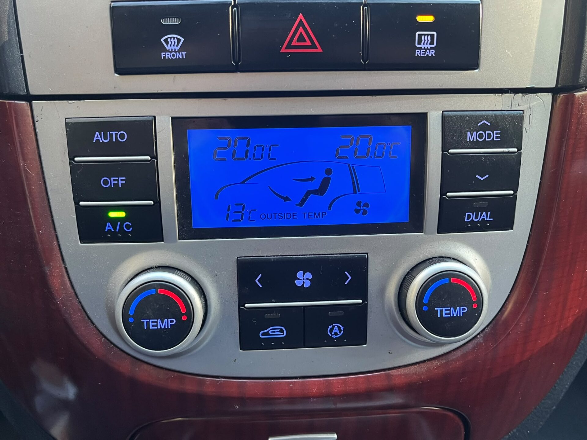 HYUNDAI SANTA FE 4WD