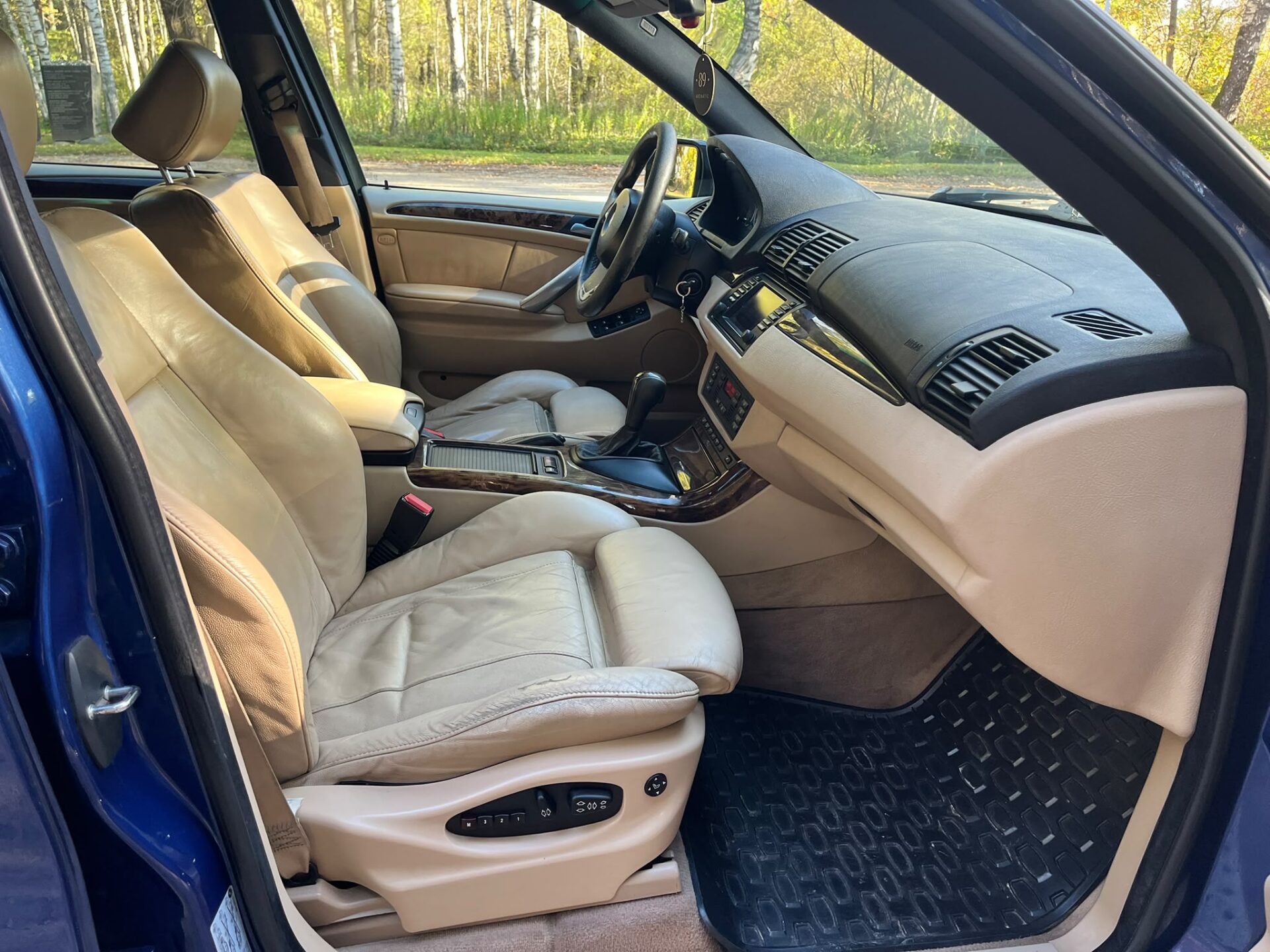 BMW X5(E53)