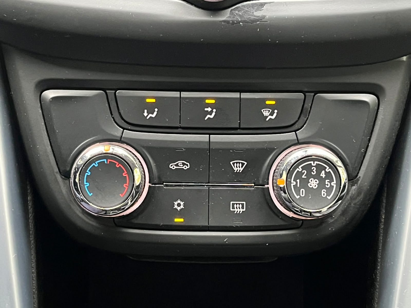 OPEL ZAFIRA TOURER 7-VIETAS