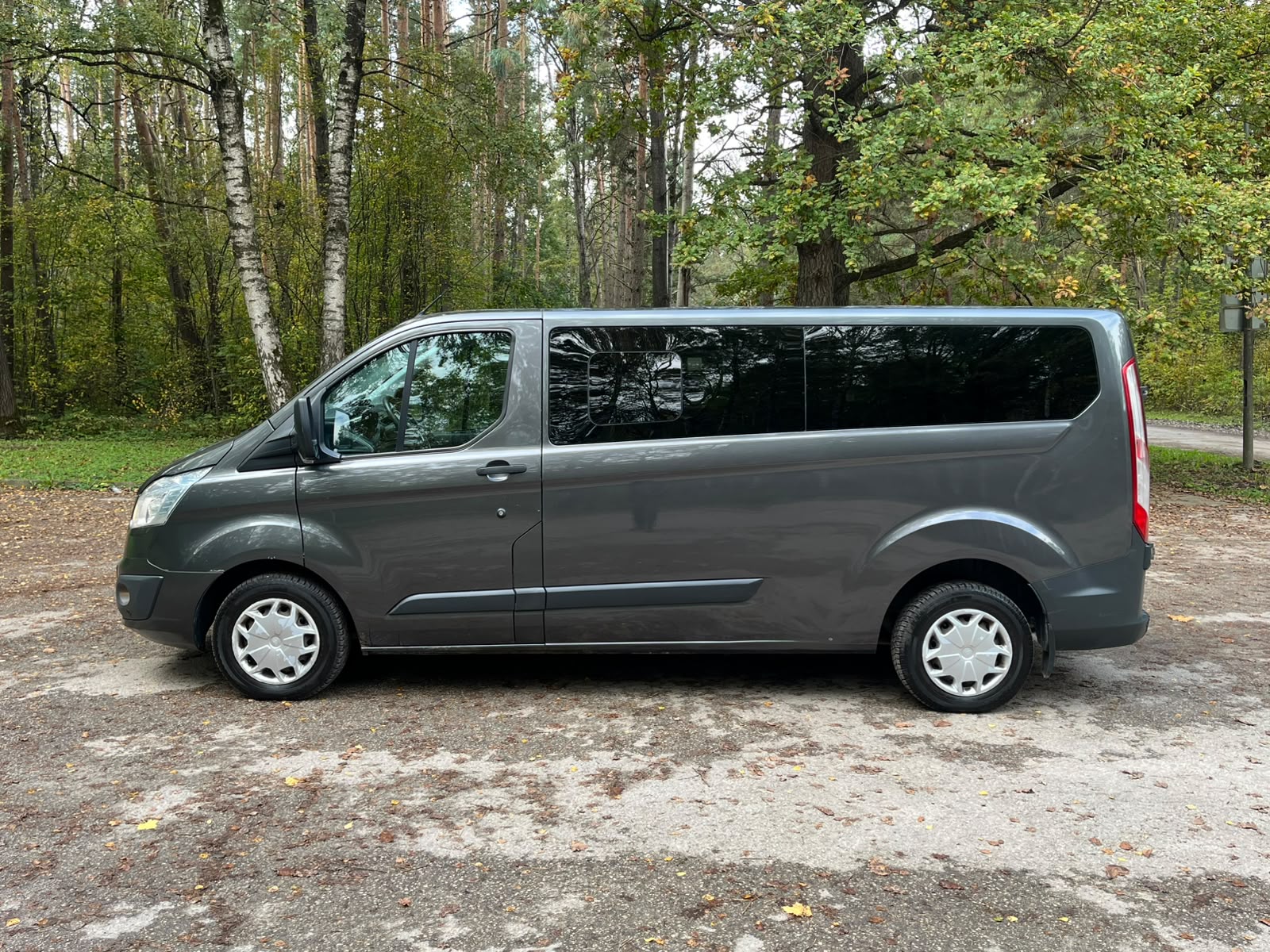 FORD TRANSIT CUSTOM 9-VIETAS
