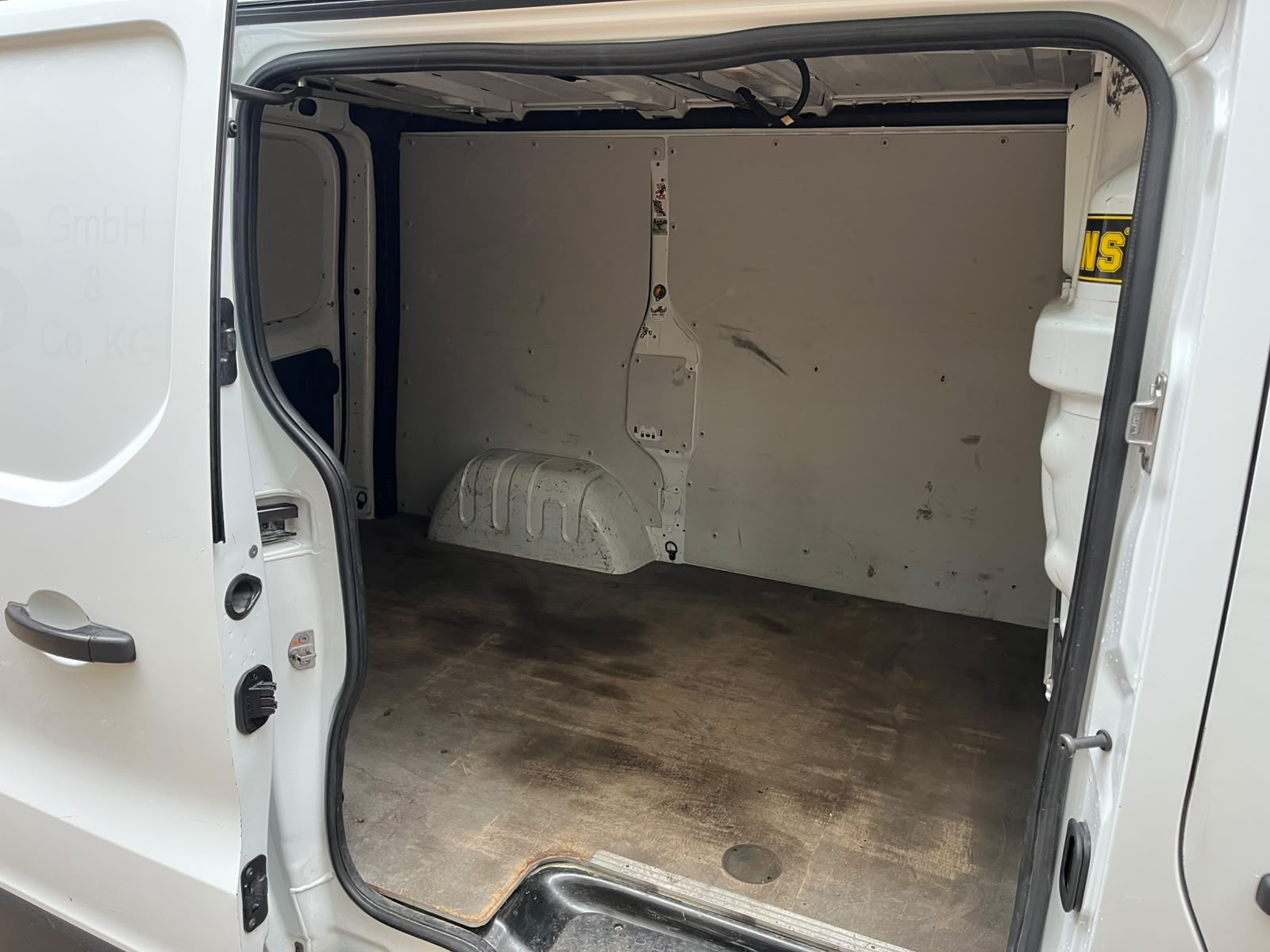 Opel Vivaro-B 3-vietas kravas buss