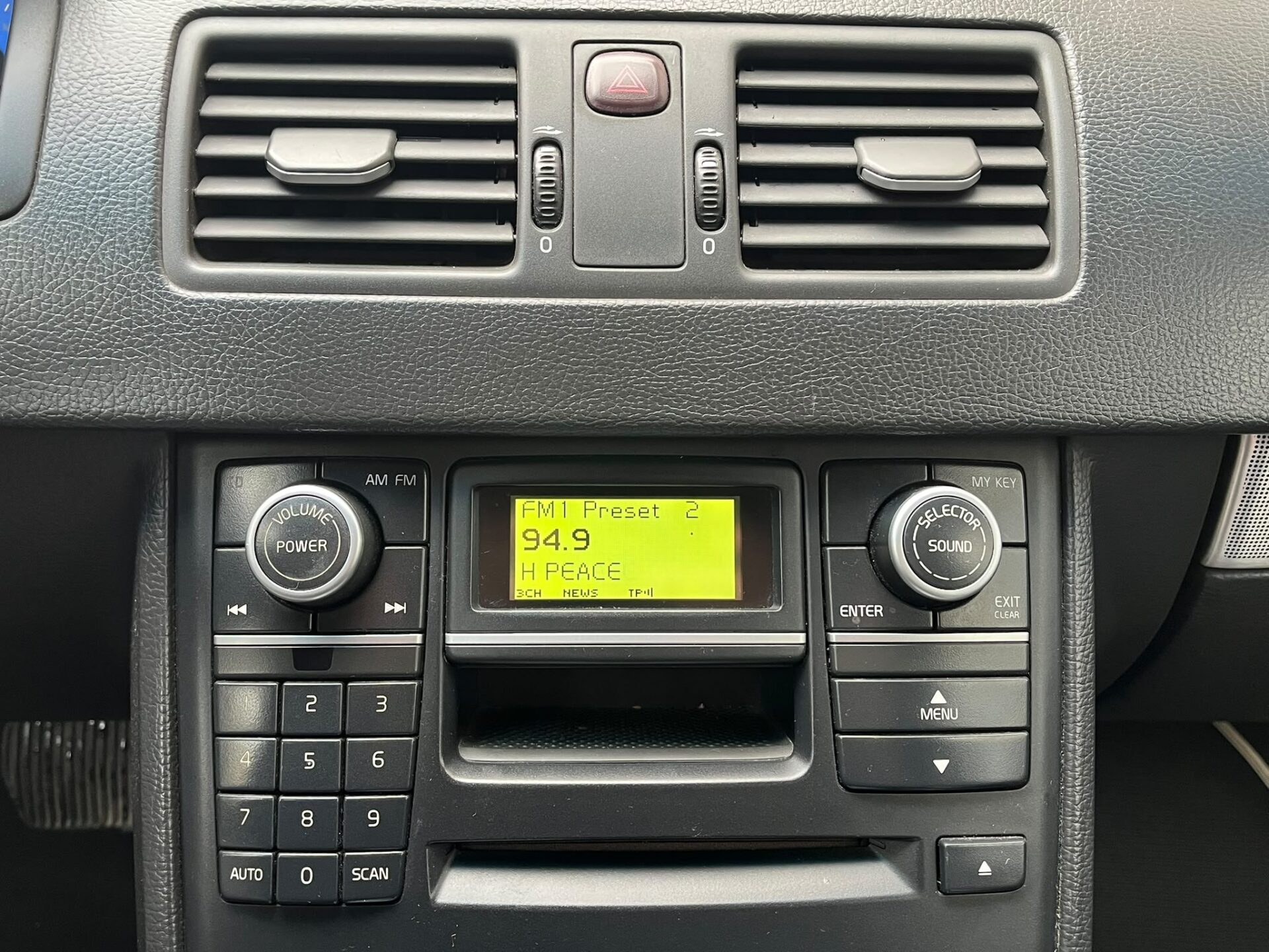 VOLVO XC90 AWD