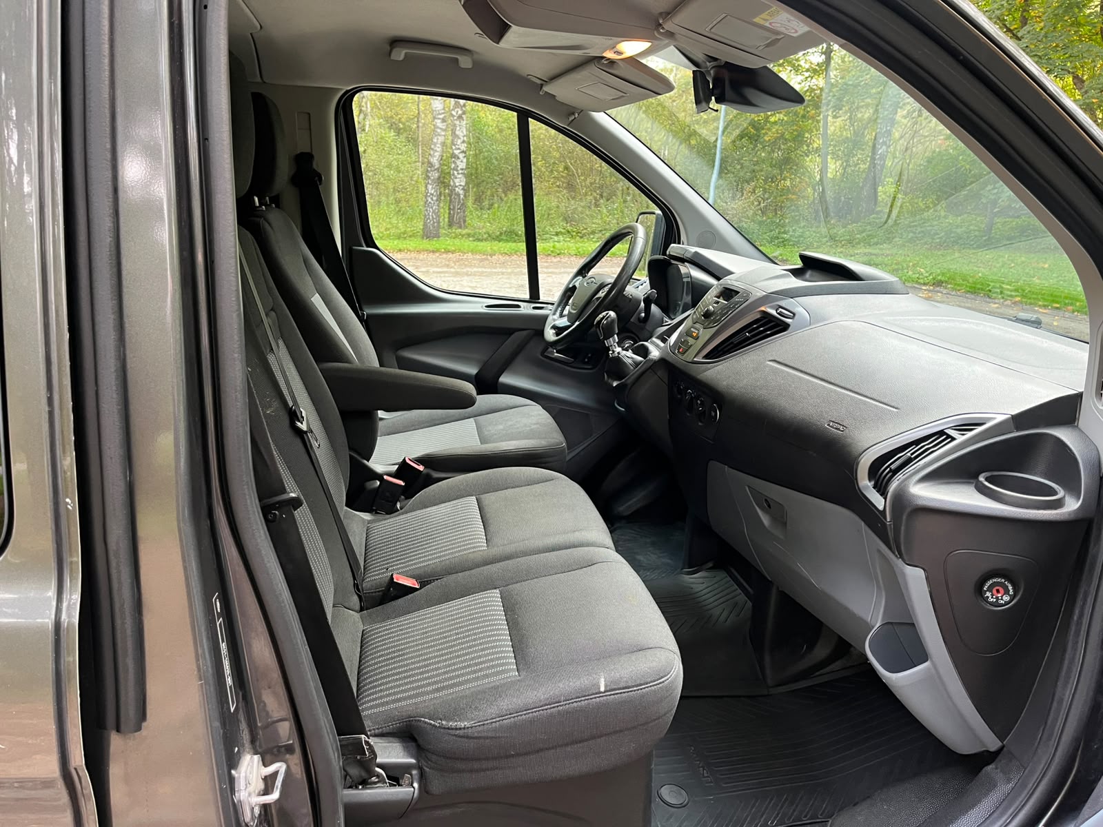 FORD TRANSIT CUSTOM 9-VIETAS