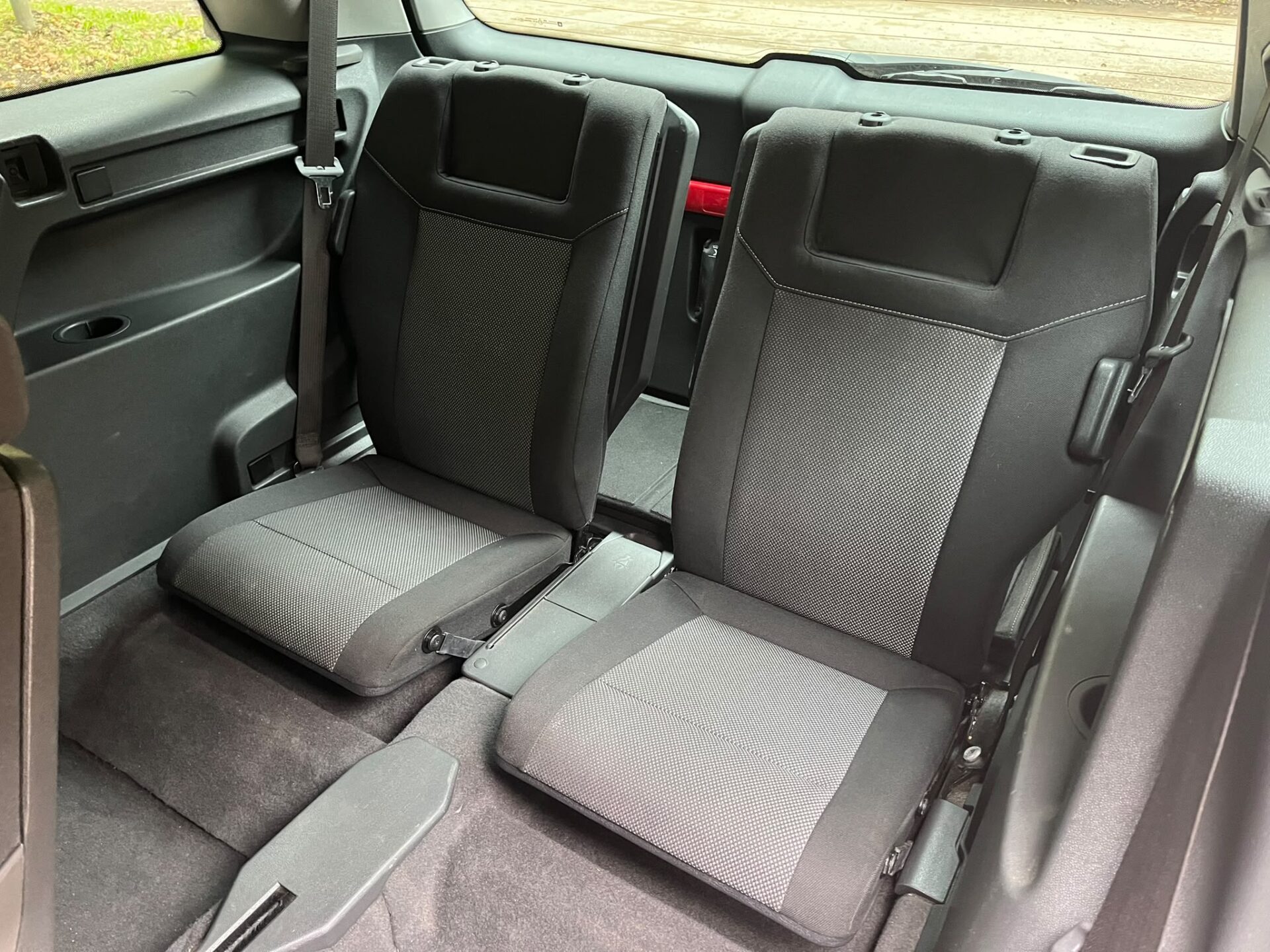 OPEL ZAFIRA 7-VIETAS